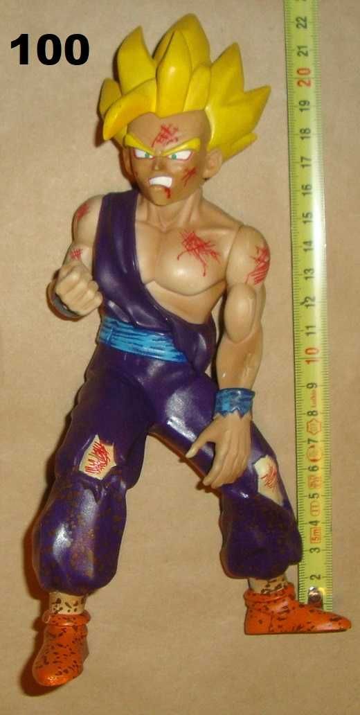 Figurina Dragon Ball Z Battle damage Gohan S.S. Evil Majin Boo