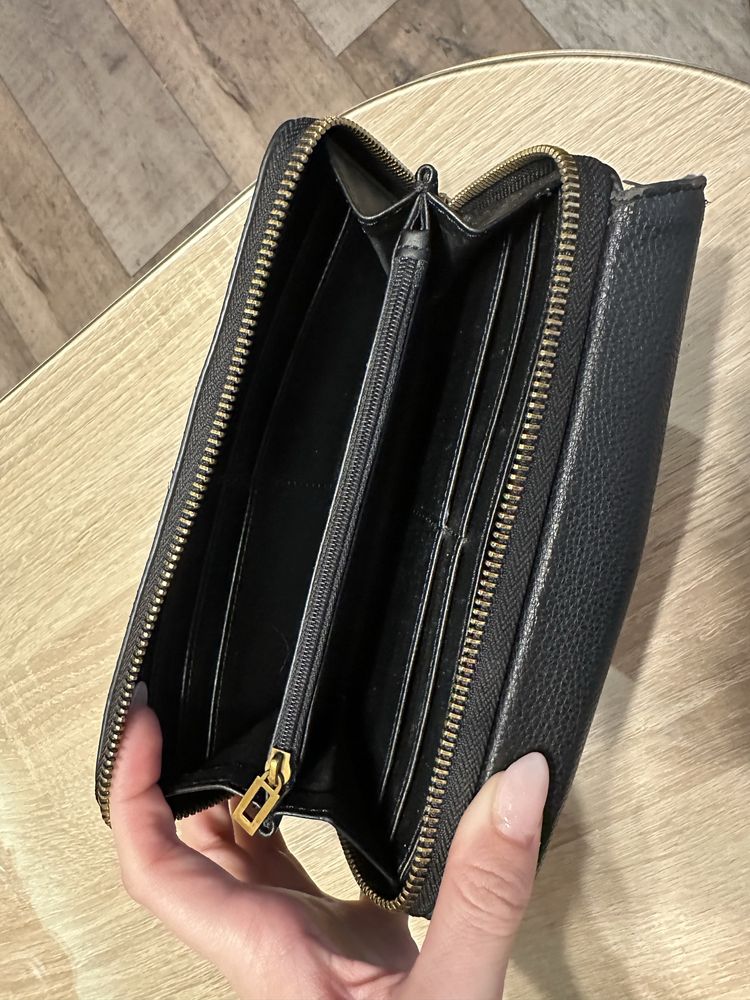 Оригинално портмоне Guess