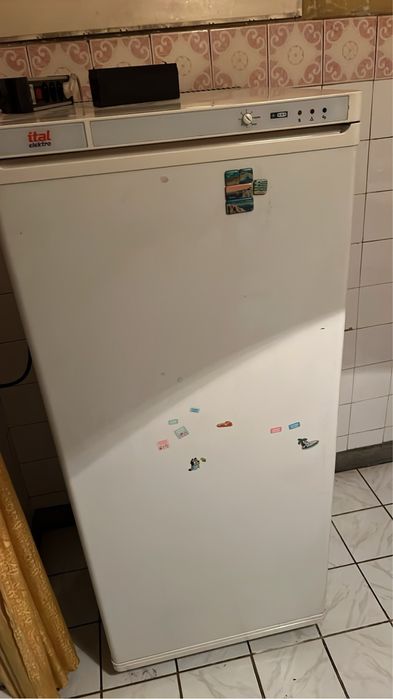 Фризер, 6 рафта, свободно стоящ