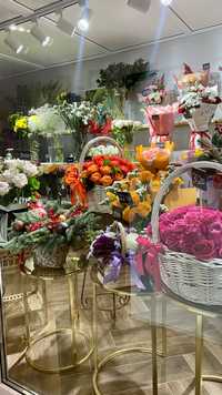 Действующий цветочный магазин (цветы, студия цветов, цветочный бизнес)