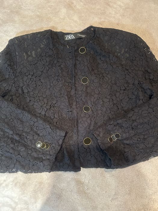 Късо дантелено сако