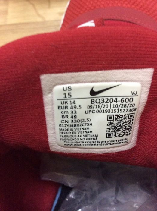 Nike Revolution / 49