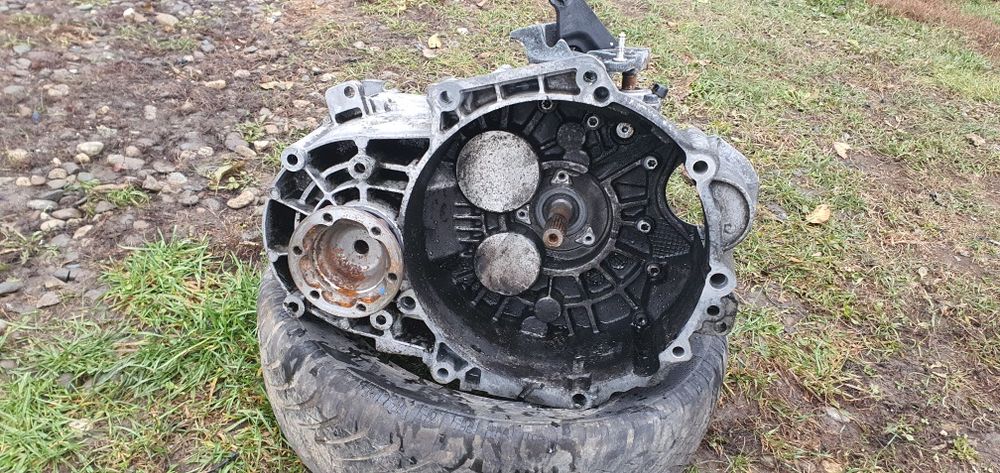 Cutie viteza 6 trepte 2.0 1.9 tdi passat b6 golf 5 touran seat skoda