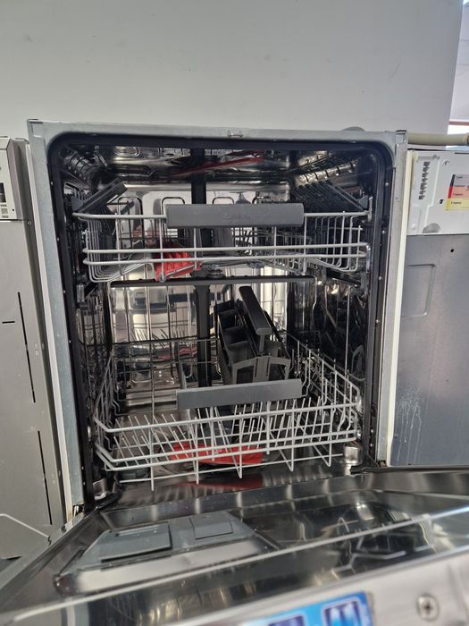 Съдомиялна за вграждане Aeg 13 комплекта