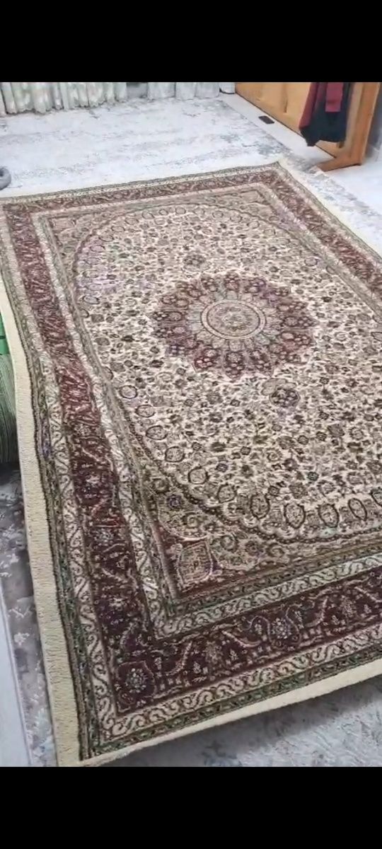 Турецки кілем сост өте жақсы қалың кезінде қымбатқа алынған, раз-р 2×3