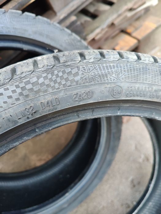 Гуми спорт пакет 255/35/19 и 225/40/19 Continental