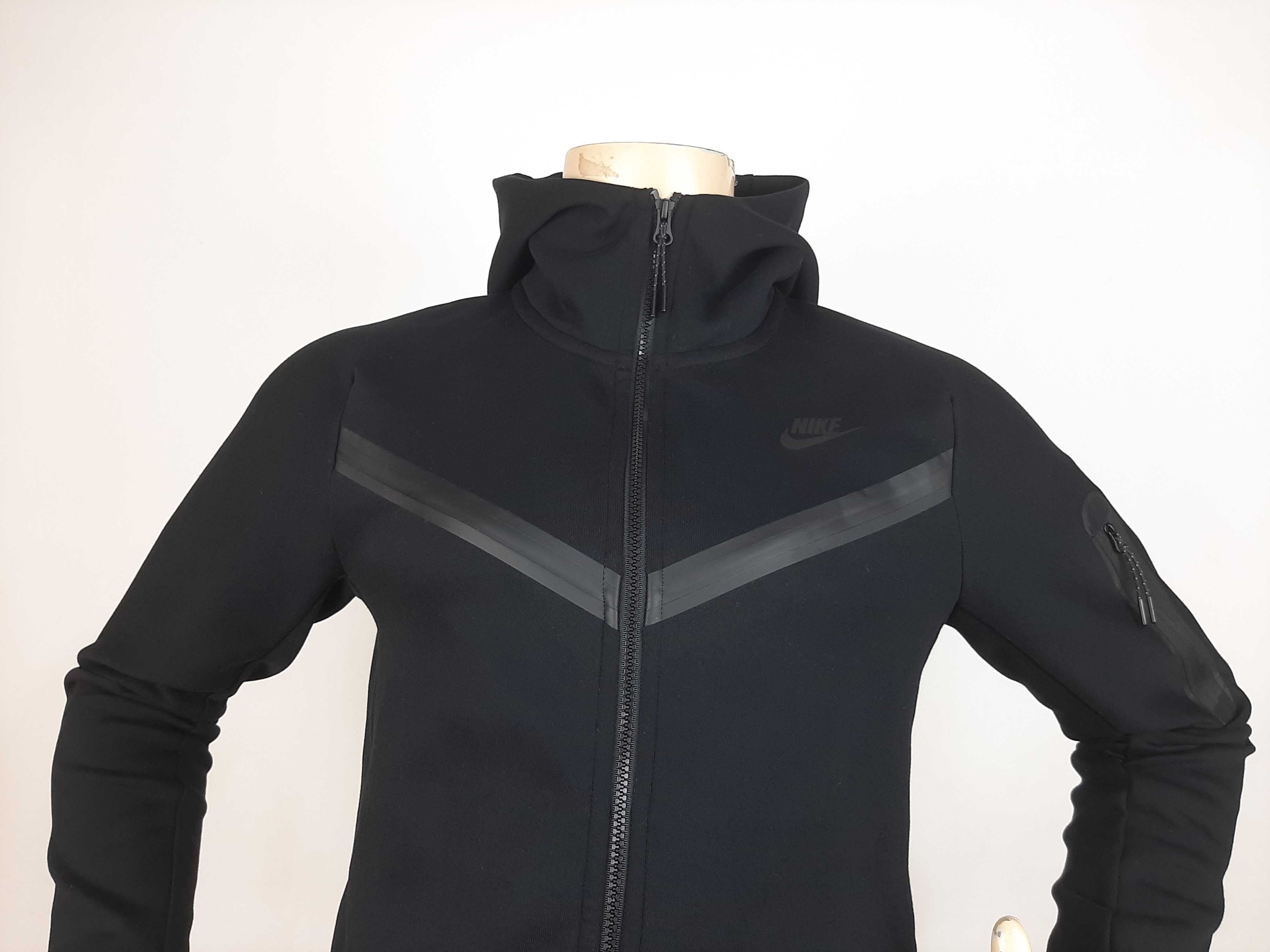 Nike Tech Fleece - Оригинално мъжко горнище размер S