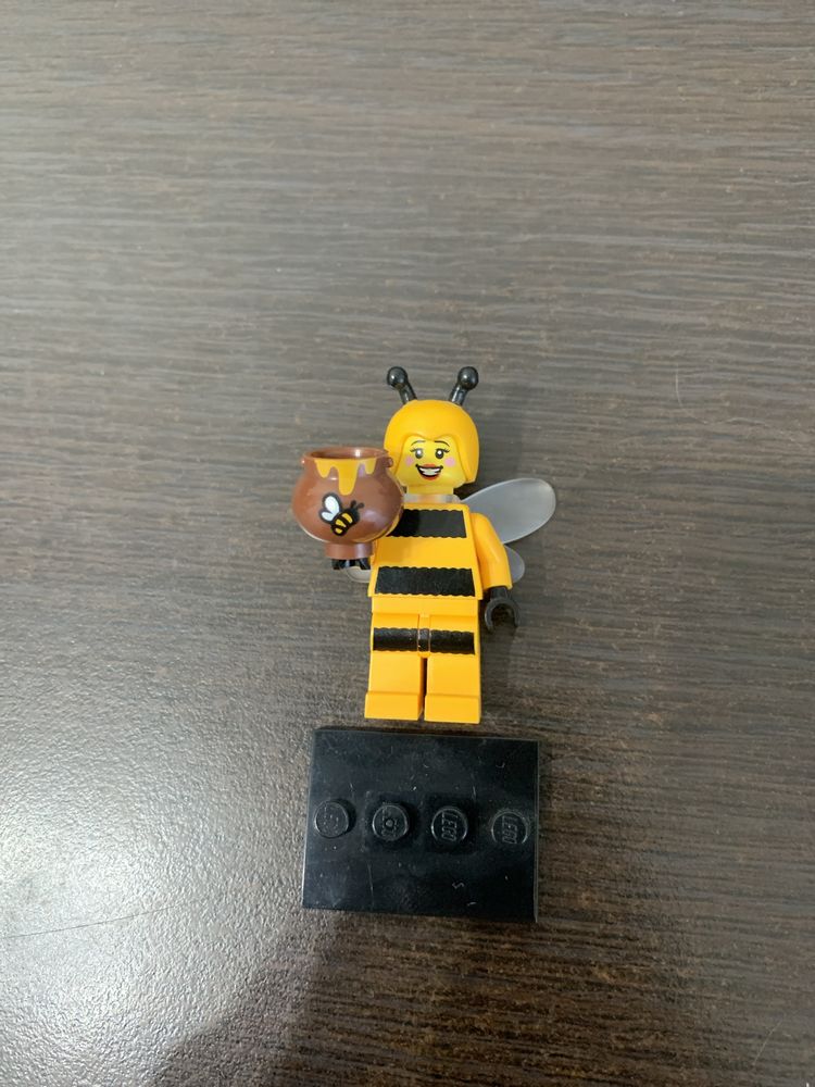 Lego Minifigures минифигурка Пчелы