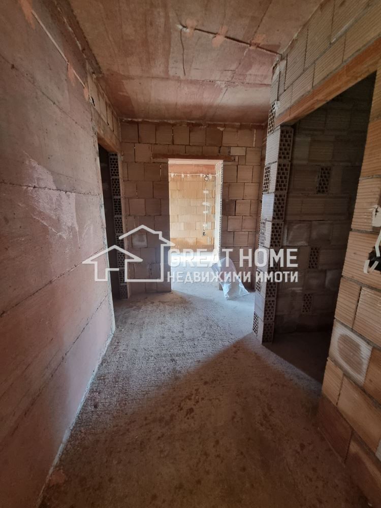 Продава се Двустаен апартамент в Търговище, Център - 73 кв.м за 1013 €/кв.м - Снимка #7