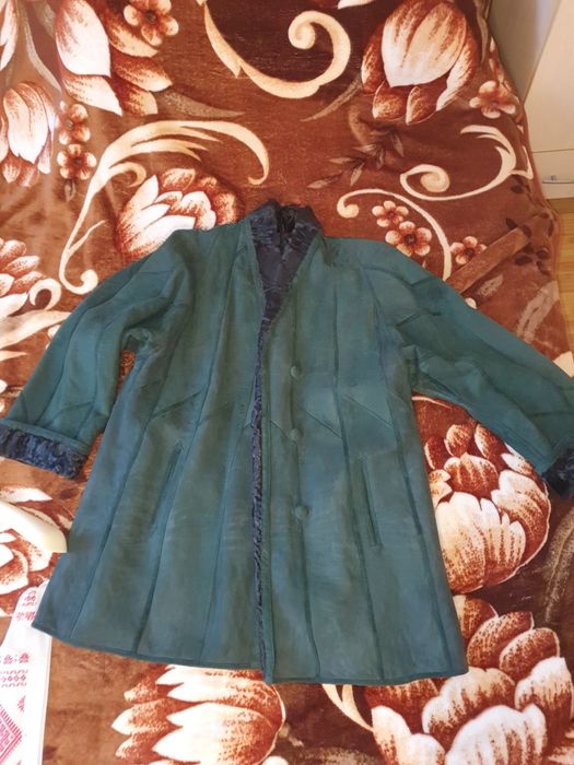 Haina piele cu blana Karakul (Astrahan)