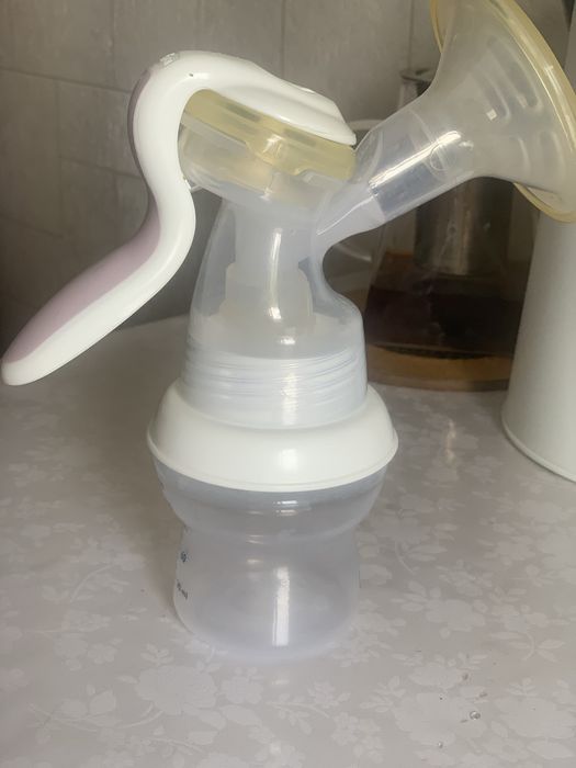 Ручной молокоотсос Chicco Natural Feeling