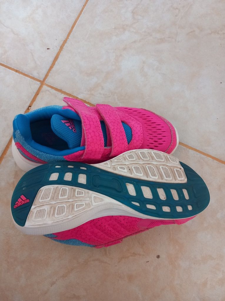 Adidas оригинални маратонки