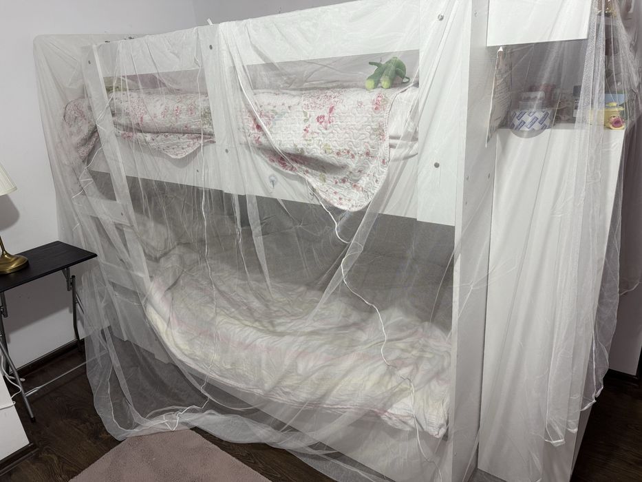 Vand pat supraetajat copii,alb