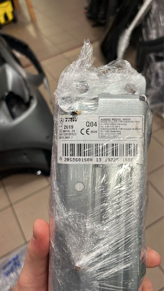 Еърбег airbag в краката на шофьора Mercedes W205 C 2014 -2020