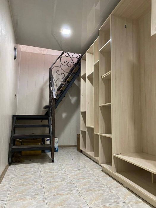 Продаётся квартира под офис 1/1/5 Ц4 кафе Бухара