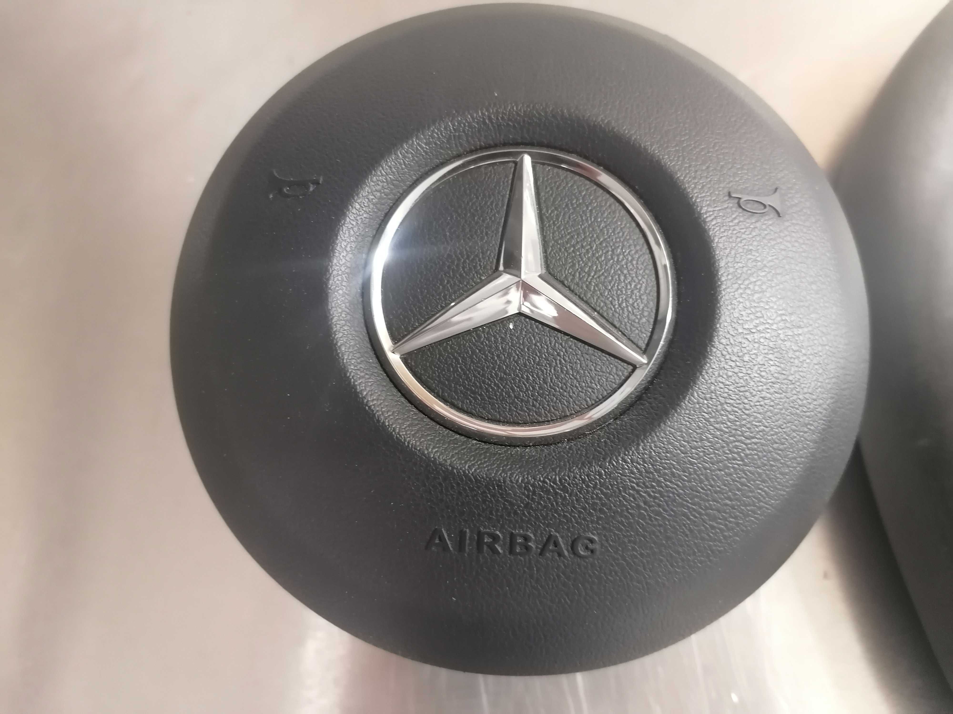 Волан Мерцедес AMG