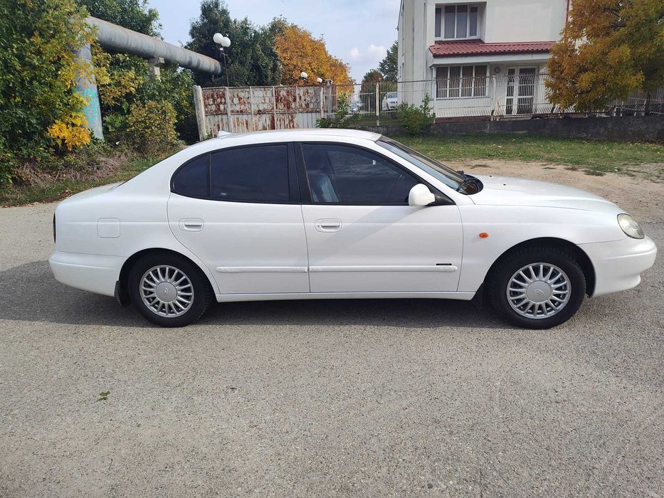 Limuzina Daewoo Leganza