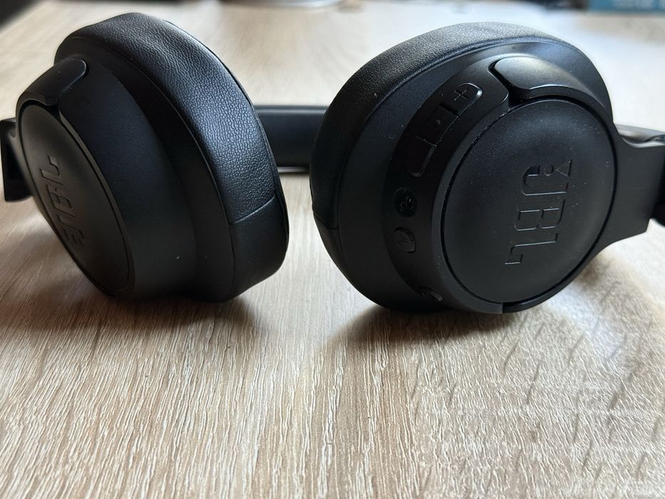 JBL TUNE 760NC – безжични слушалки ANC