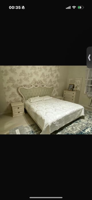 Спальный гарнитур