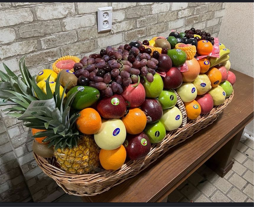 Фруктовые корзинки на заказ