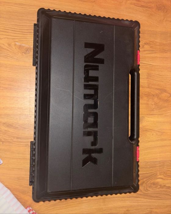 Dj controller Numark