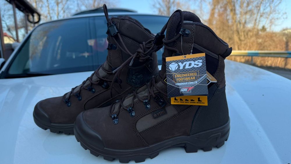 Bocanci Tactice Firma YDS GORE-TEX.