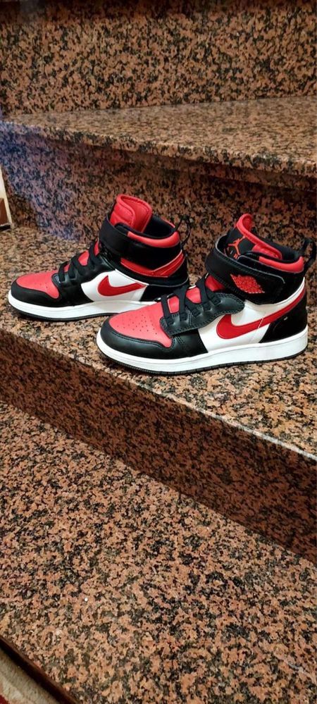 Nike air jordan 1 high маратонки