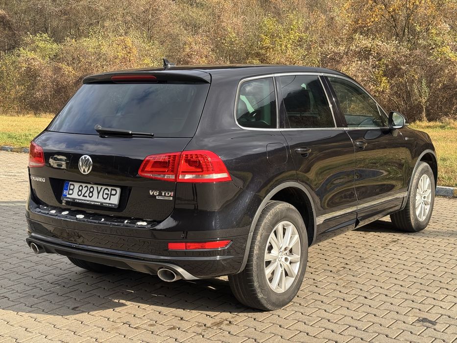 VW Touareg R-Line V6 3.0TDI 245cp 2014 usor avariat bara spate