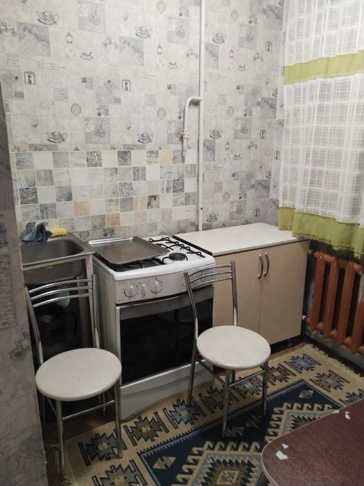 1 комн. кв. на пр. Республики 3 микр.-он 3 этаж не угловая