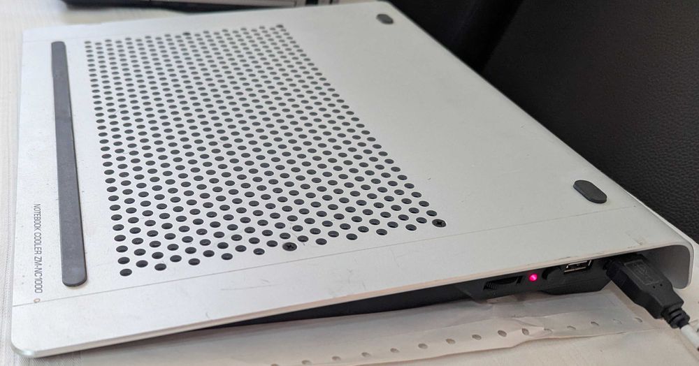 Vând Laptop HP Elitebook 8560P