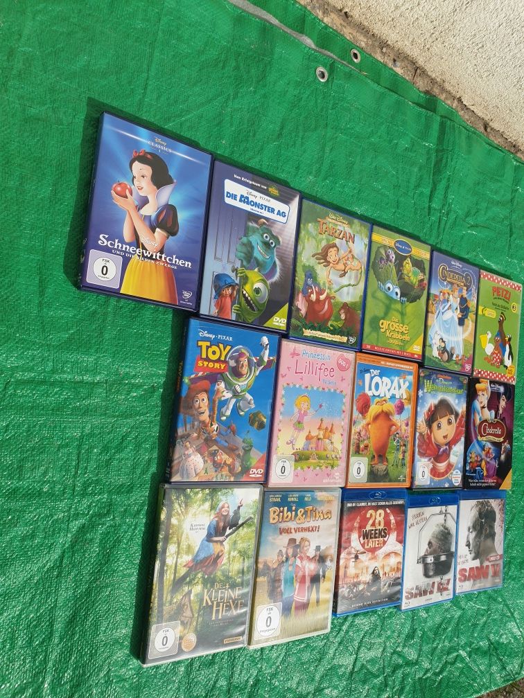 Lot 16 dvd-uri originale cu filme Animatie 13 buc+3 filme diverse