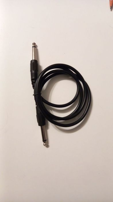 Diferite cabluri foto-video - HDMI, mini HDMI, USB, RCA,suport telefon