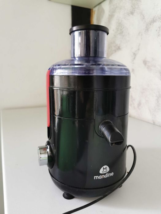 Storcător de fructe