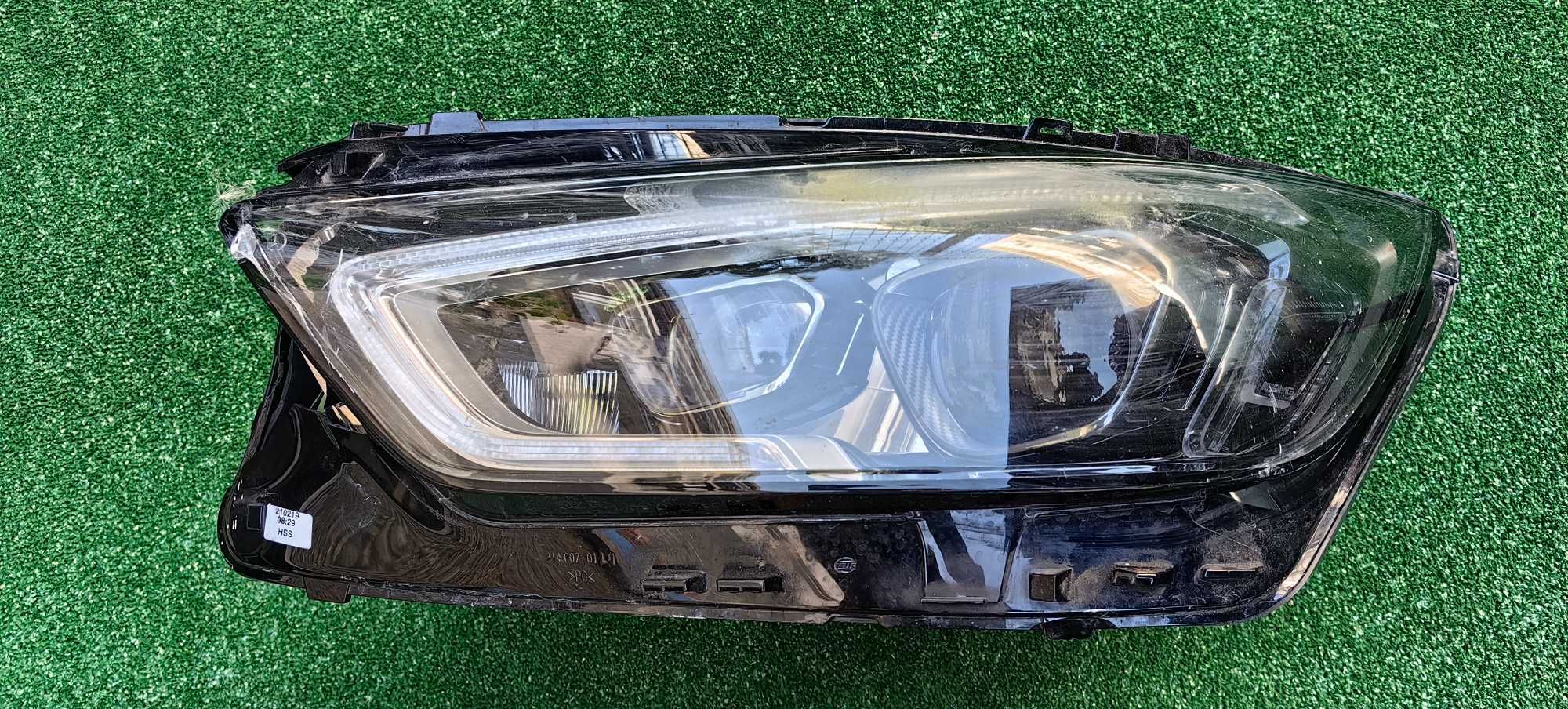Фар за Mercedes GT X290 / Мерцедес ГТ Х290