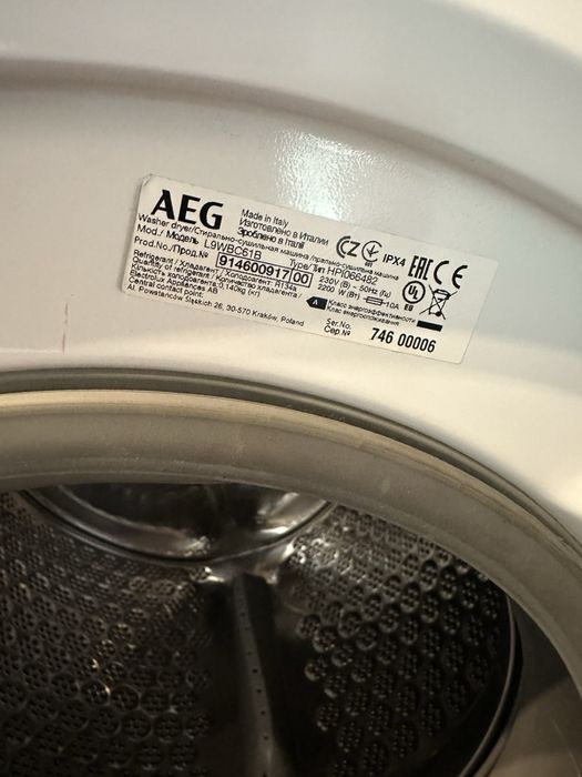 Пералня със сушилня AEG L9WBC61B