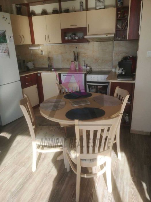 Продава се Тристаен апартамент в Варна, Операта - 108 кв.м за 2408 €/кв.м - Снимка #2