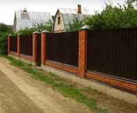 Garduri din panouri stil jaluzele, șipcă metalică, tablă cutată,plasa