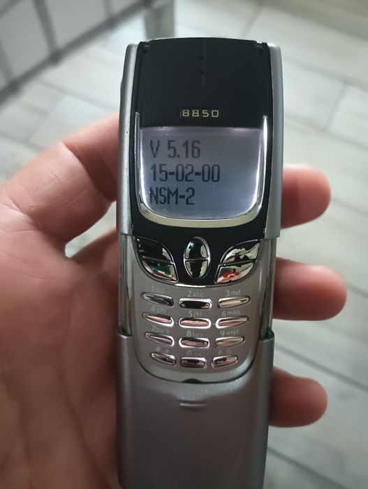 Vând telefoane mobile decodate