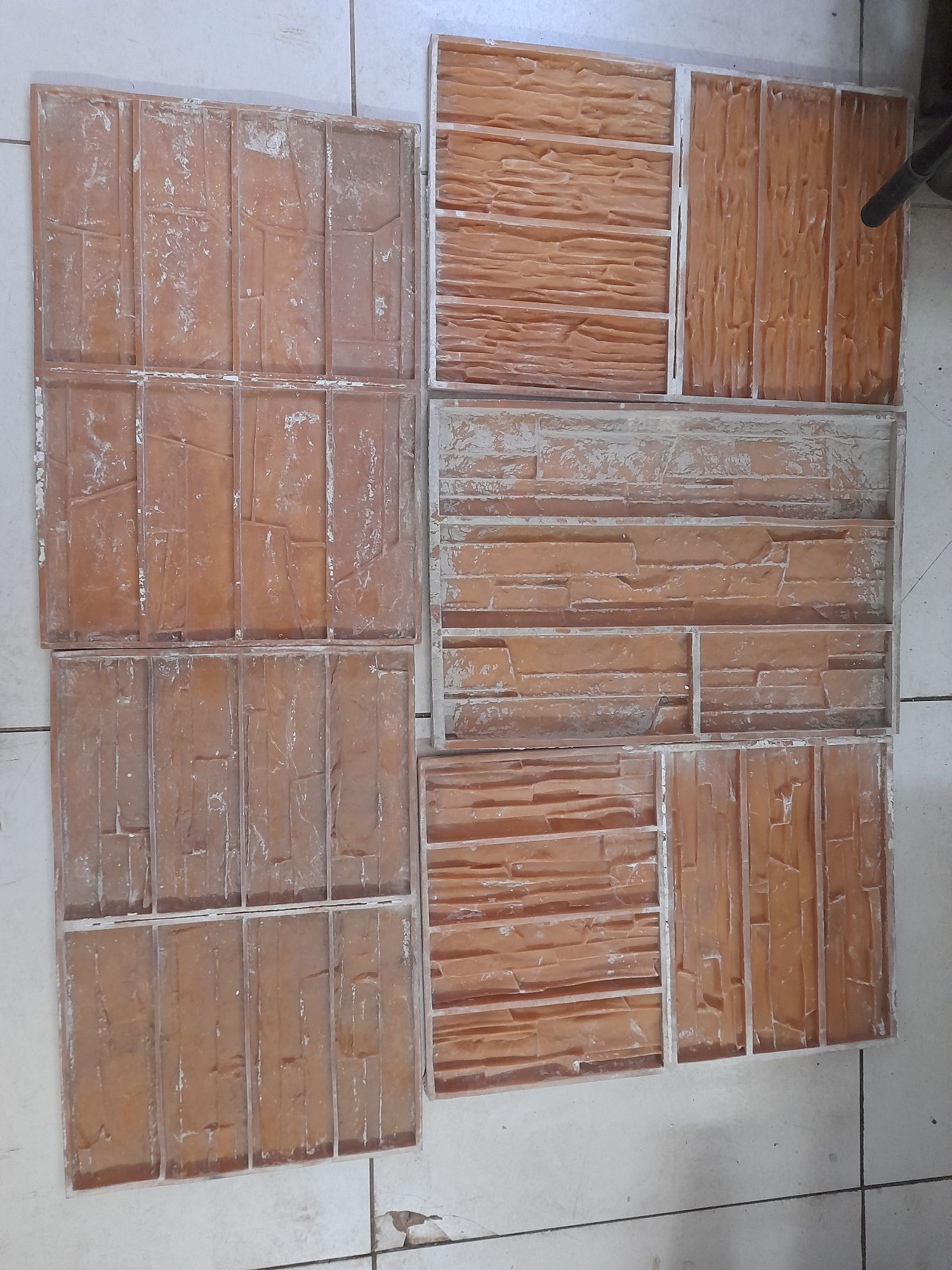 Продам форму для изготовления камня.