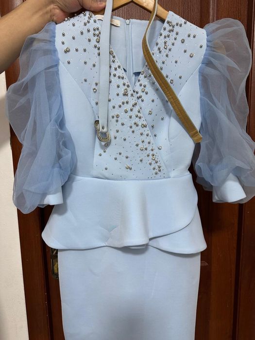 Продам шикарное вечернее платье в иедальном состоянии