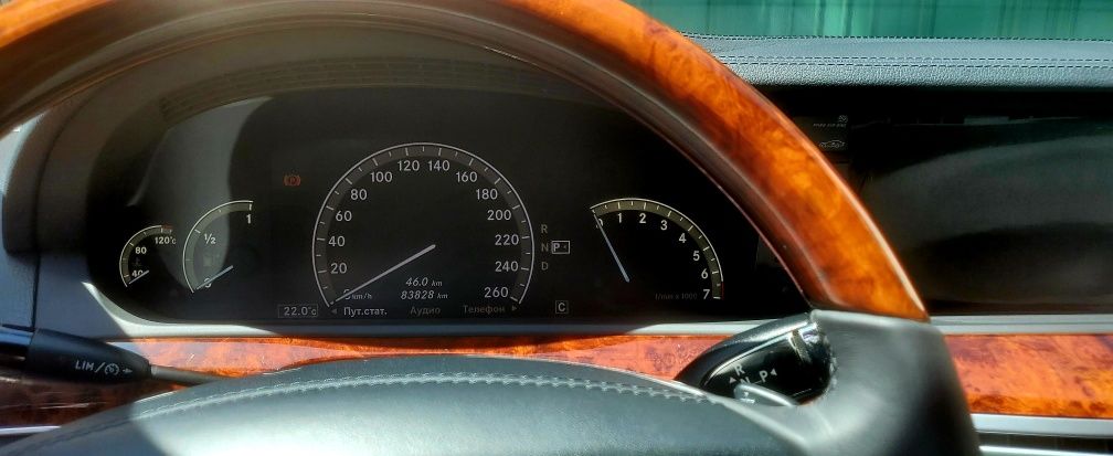 Prodayotsa Mersedes benz W221