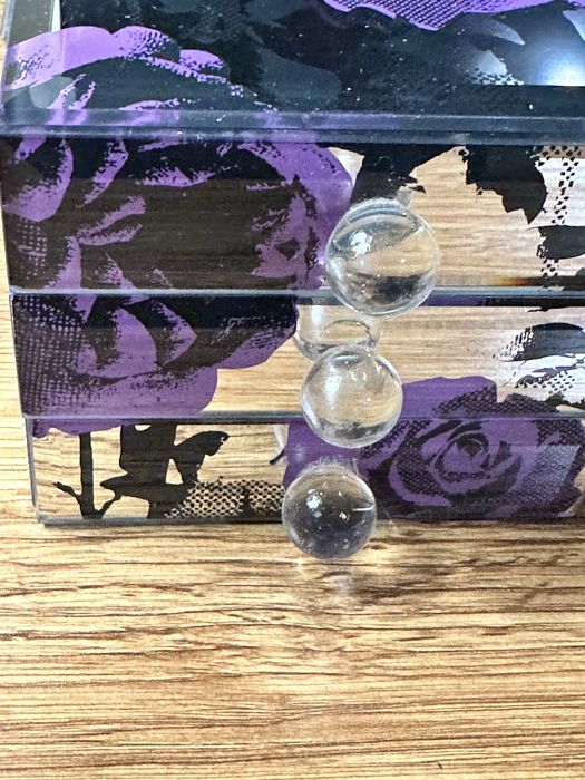 Оригинална английска кутия за бижута с три чекмеджета . Стъкло и кадиф