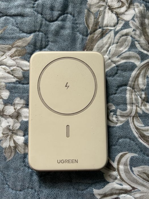 Powerbank Ugreen magsafe 10000 мАч бежевый