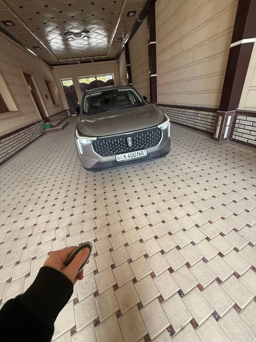 Узимни машинам бир кол минилган сотаман