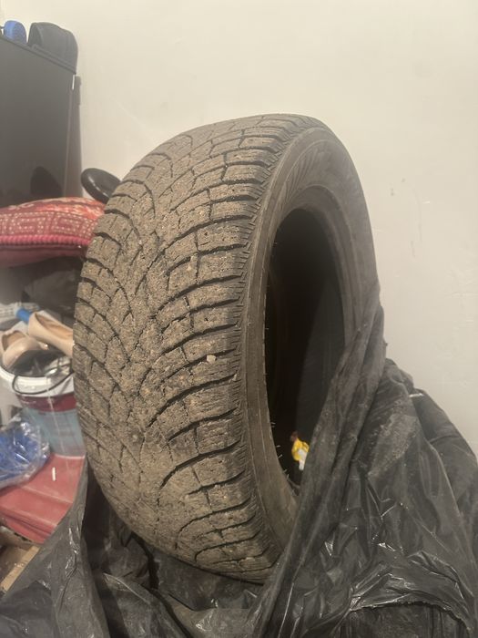 Шины зимние 255/55 18R