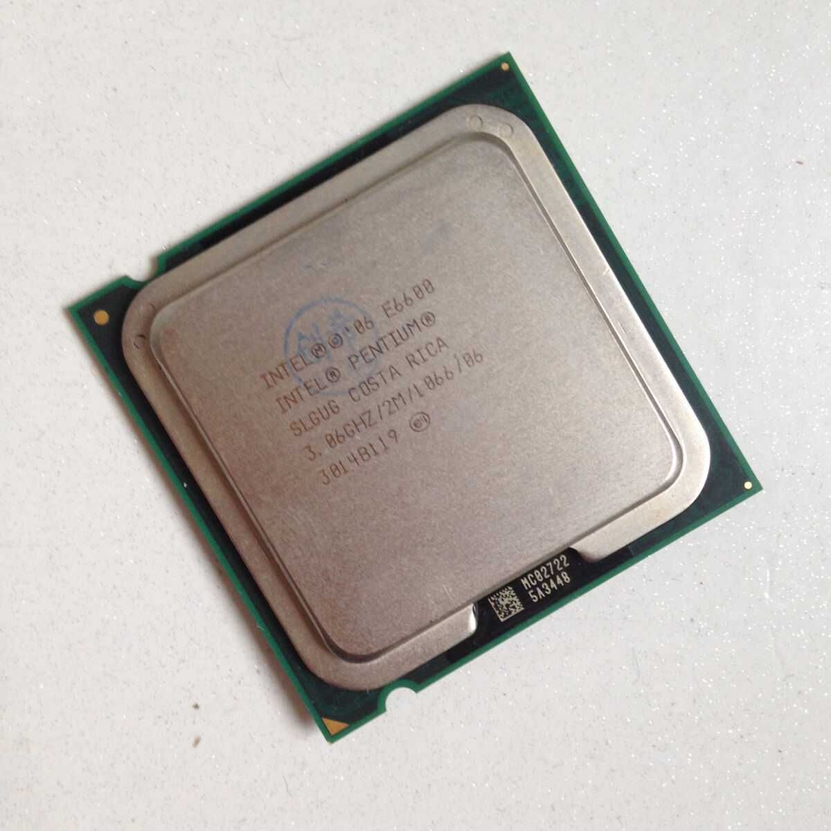 Vand Placa Baza Asus P5QD-TURBO Cadou Procesor Intel E6600 3.06GHz