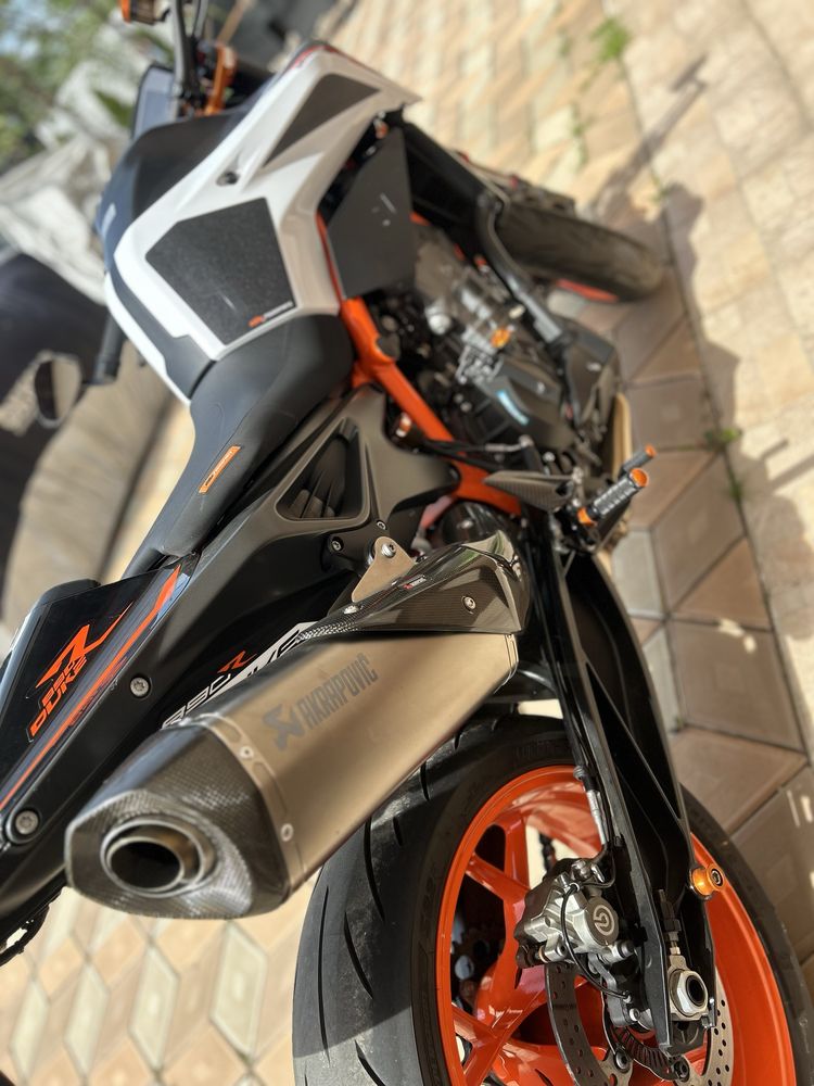 Vand KTM 890 Duke R