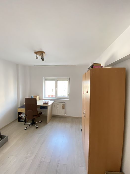 apartament 3 camere Ploiesti de inchiriat