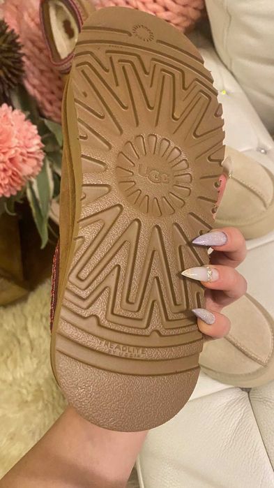 Апрески Маратонки UGG Tazz 36-40*