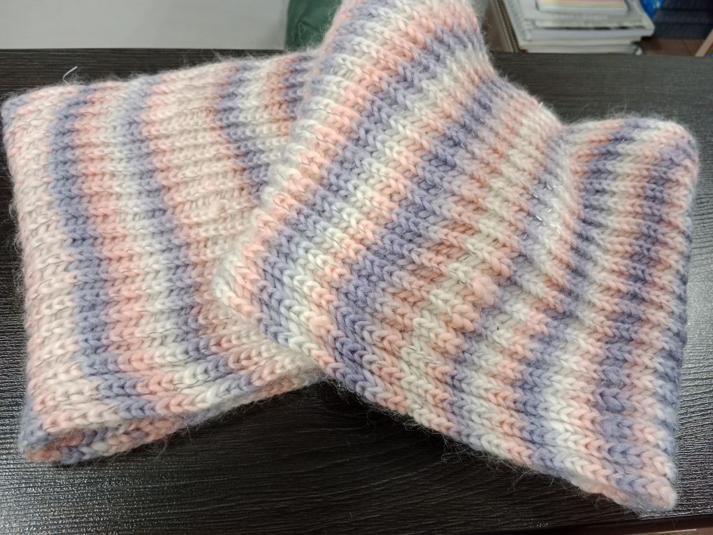 Продам вязанную шапку-шарф